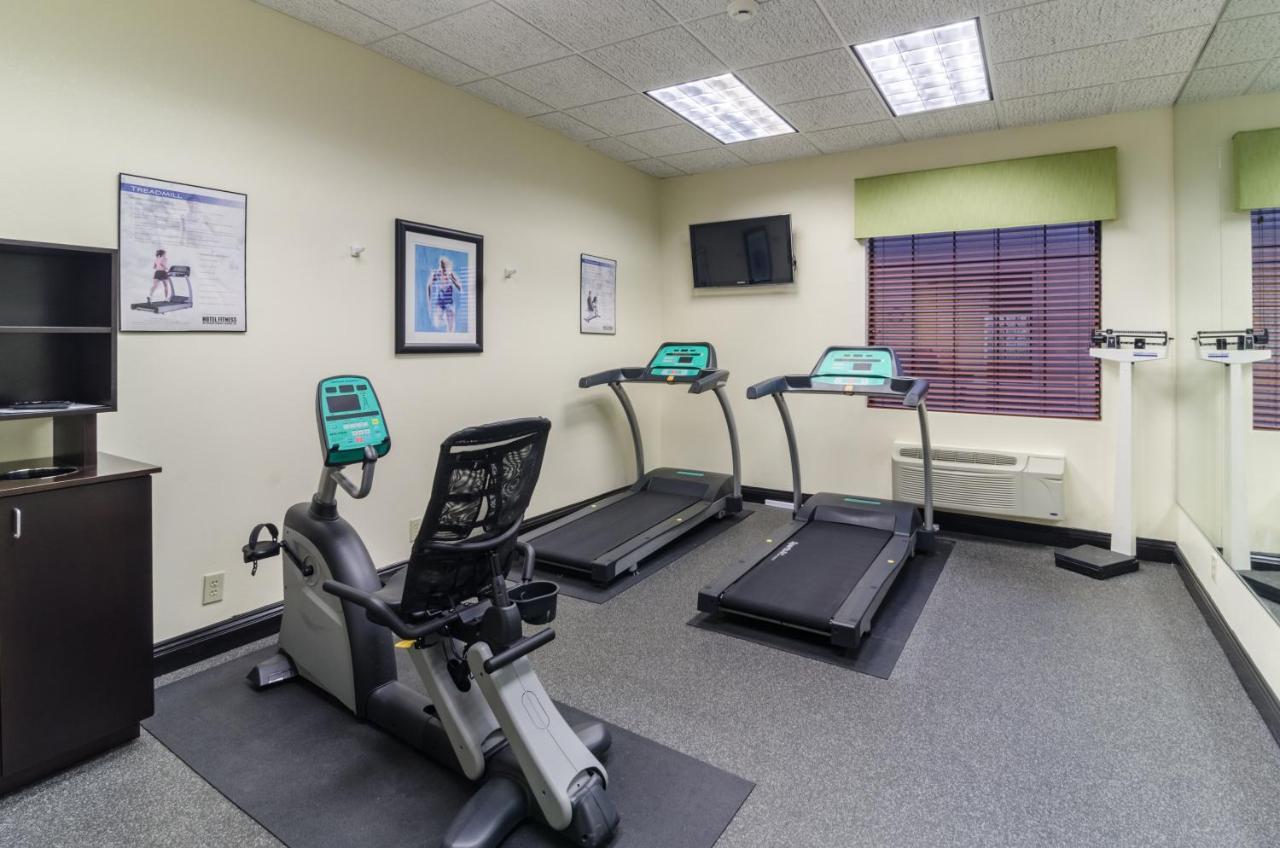 Holiday Inn Express Hotel & Suites Vinita By Ihg Esterno foto