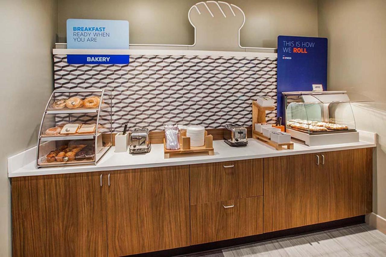Holiday Inn Express Hotel & Suites Vinita By Ihg Esterno foto